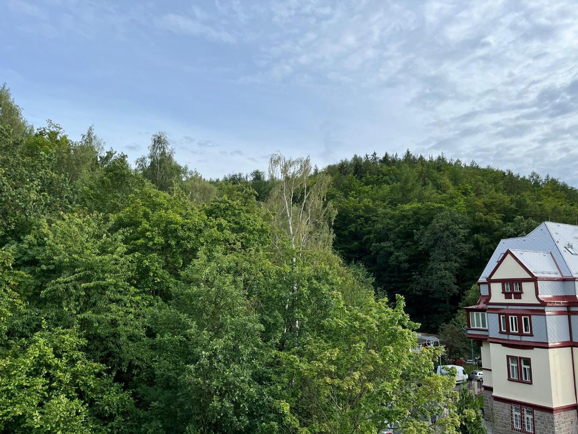 Residence Polonia Karlovy Vary Exterior photo