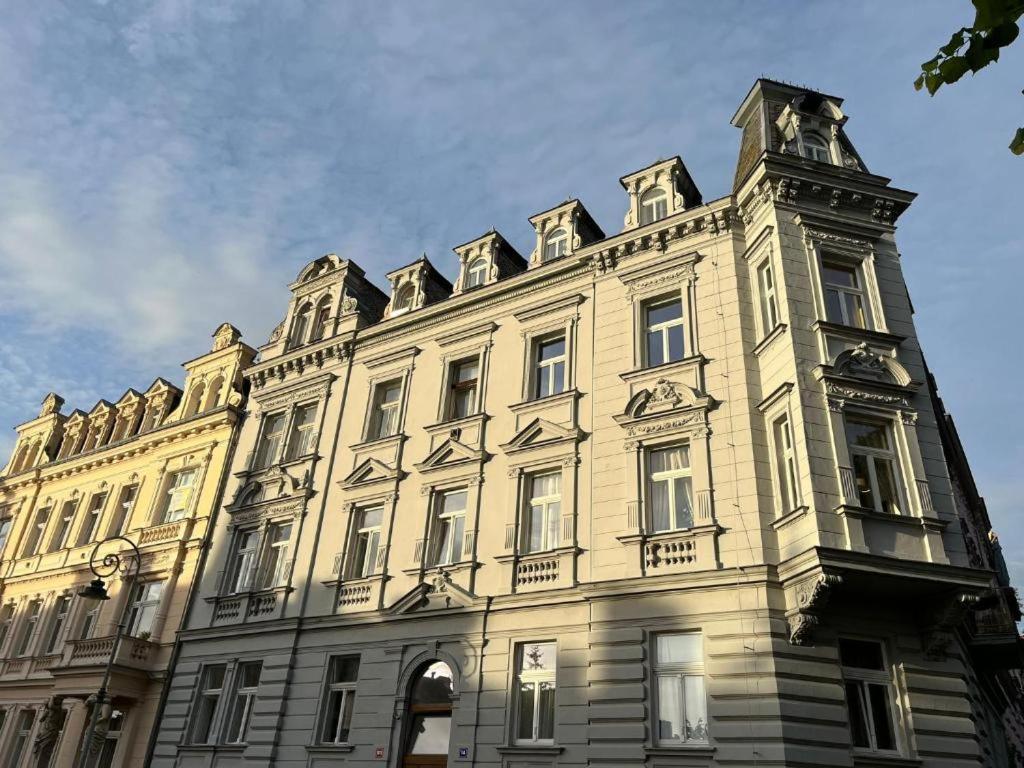Residence Polonia Karlovy Vary Exterior photo